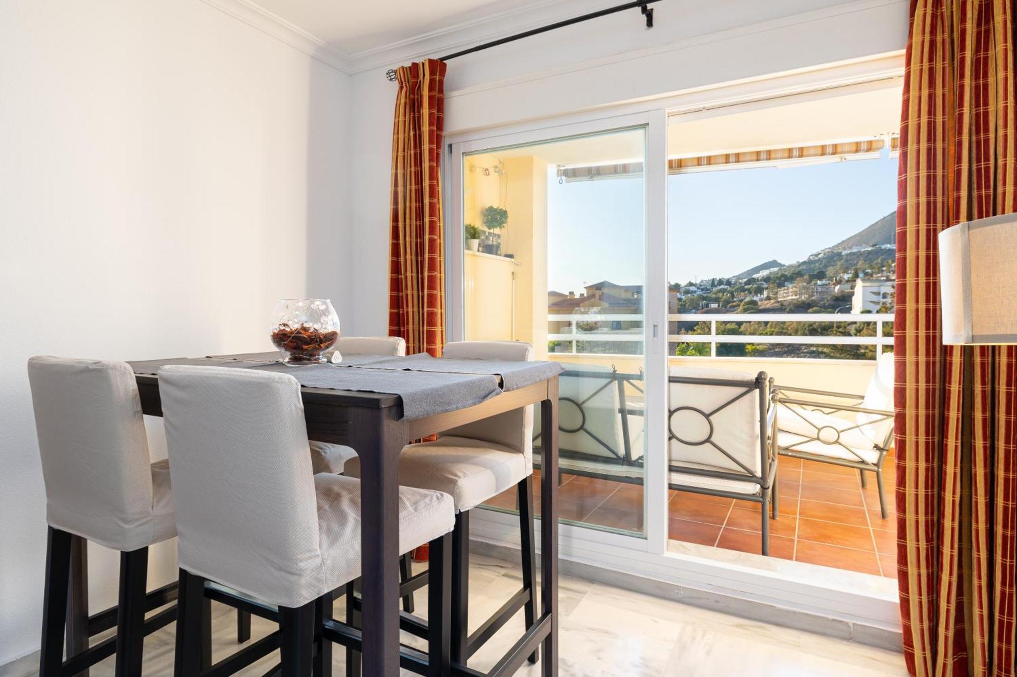 Holidays2Nueva Torrequebrada 2 Bedrooms And 2 Bathrooms, Terrace, Community Pool And Garage Benalmádena Buitenkant foto